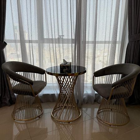 Holiday Homes Amazing 2 Bedroom Seaview View 阿吉曼 外观 照片