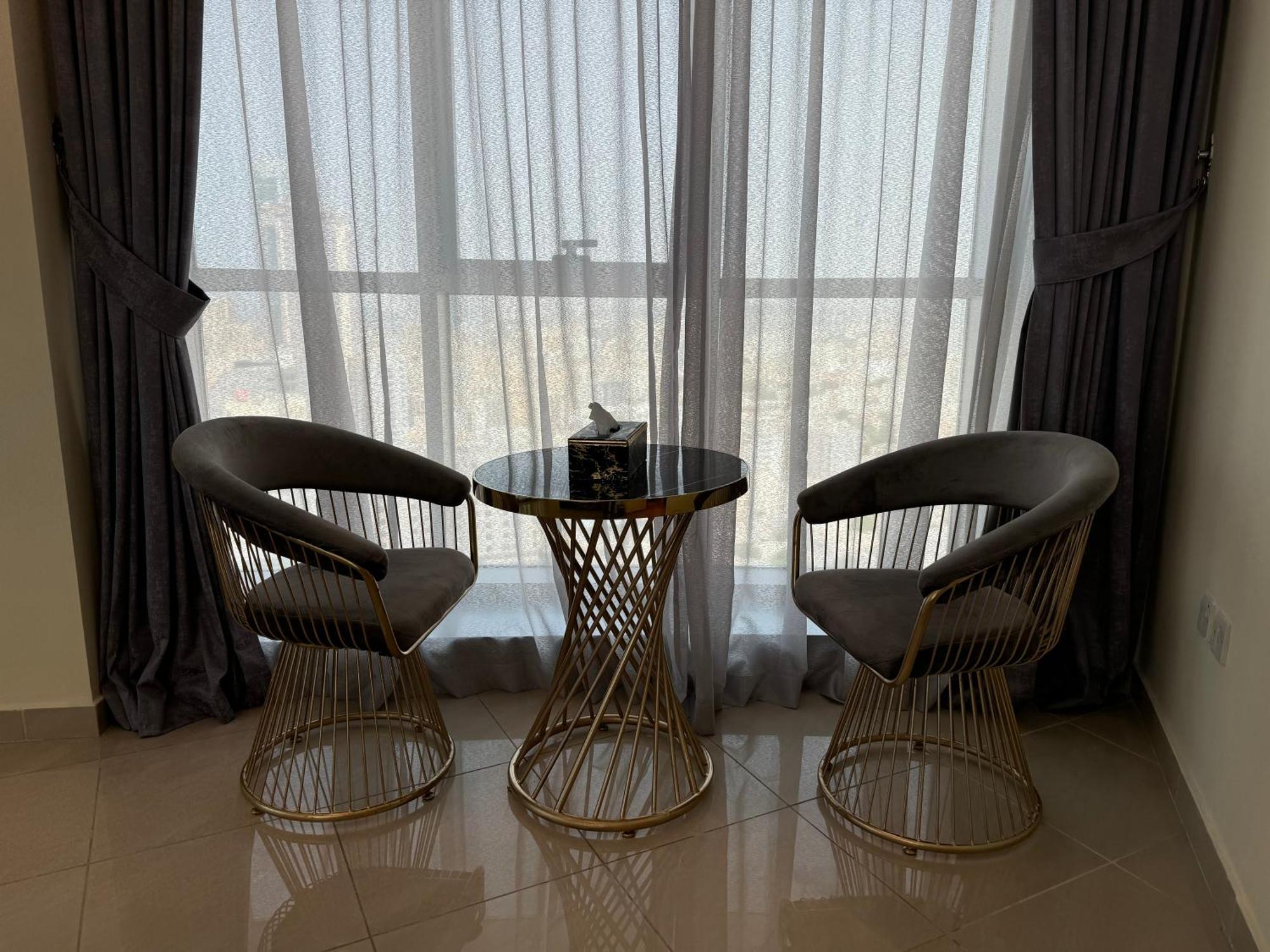Holiday Homes Amazing 2 Bedroom Seaview View 阿吉曼 外观 照片