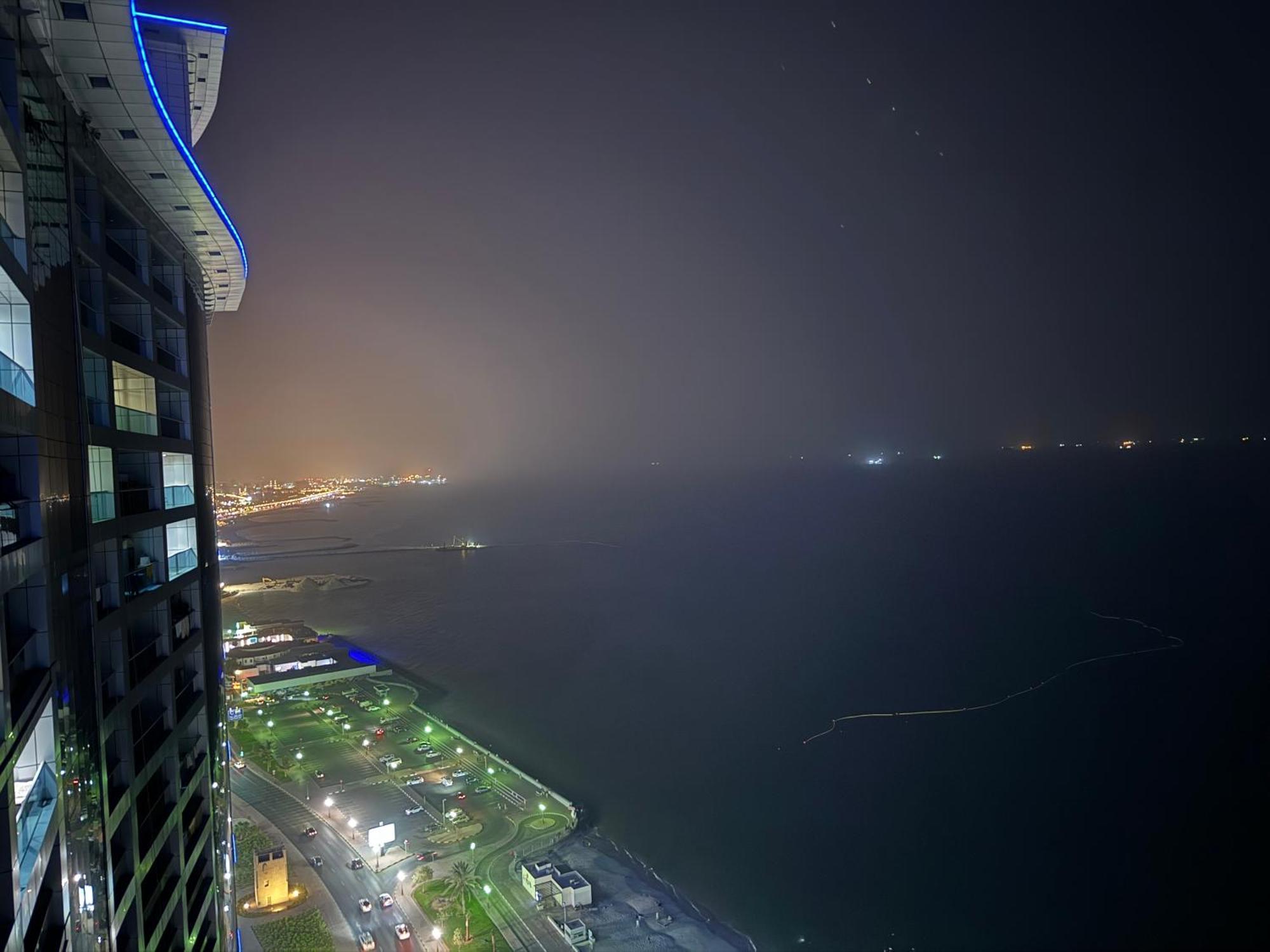 Holiday Homes Amazing 2 Bedroom Seaview View 阿吉曼 外观 照片